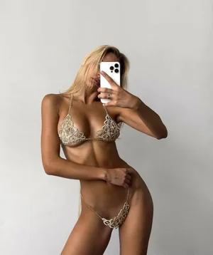 Katya Escort